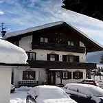 Deva Kaiserblick 3*